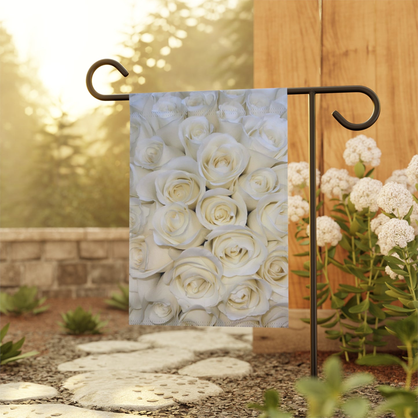 White Roses Garden & House Banner