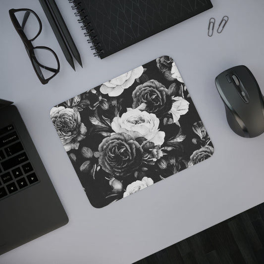 Black and White Floral Mouse Pad